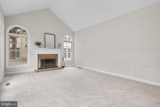 12004 PINEAPPLE GROVE DR, North Potomac, MD 20878