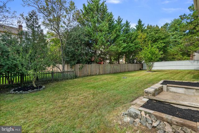 12004 PINEAPPLE GROVE DR, North Potomac, MD 20878