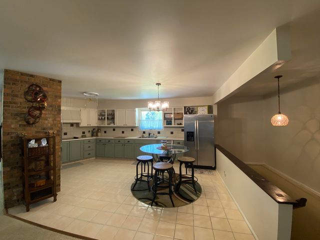 555 Foreman Street SE, Lowell, MI 49331