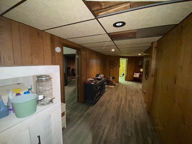 555 Foreman Street SE, Lowell, MI 49331
