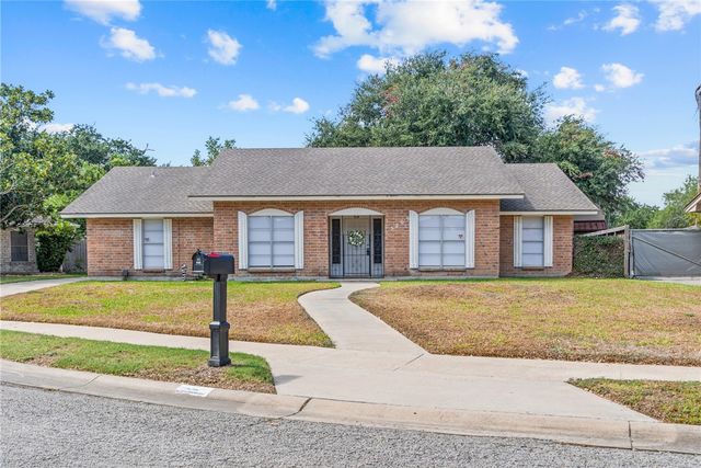 5209 Moultrie Dr, Corpus Christi, TX 78413