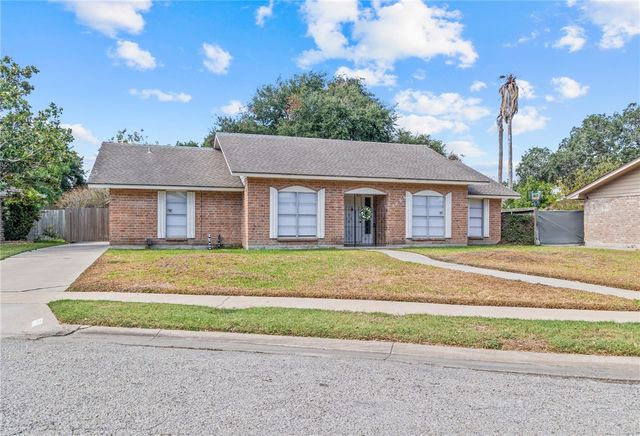 5209 Moultrie Dr, Corpus Christi, TX 78413