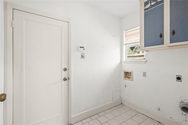 5209 Moultrie Dr, Corpus Christi, TX 78413