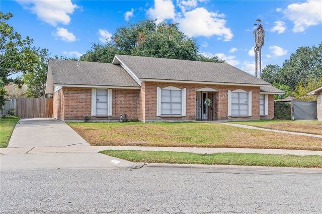 5209 Moultrie Dr, Corpus Christi, TX 78413