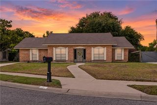 5209 Moultrie Dr, Corpus Christi, TX 78413