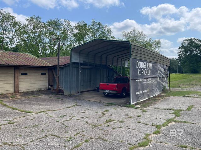 27498 Wilcox Road, Robertsdale, AL 36567