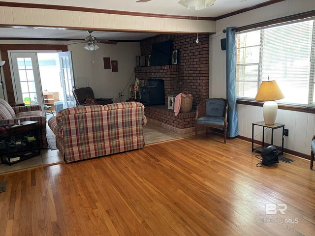 27498 Wilcox Road, Robertsdale, AL 36567