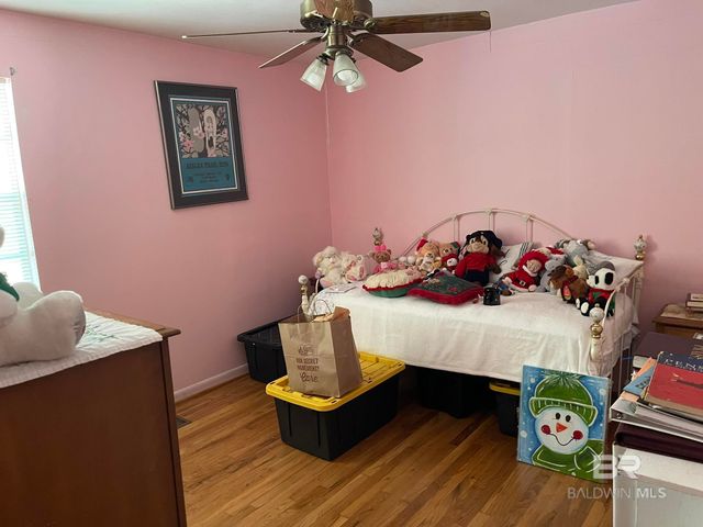 27498 Wilcox Road, Robertsdale, AL 36567