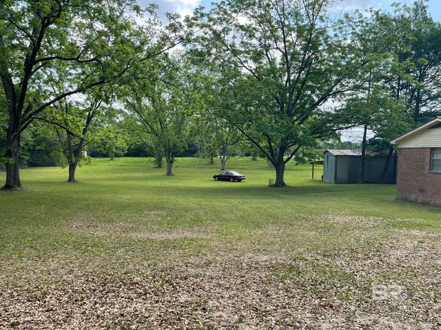27498 Wilcox Road, Robertsdale, AL 36567
