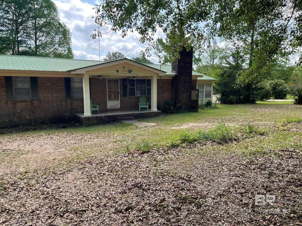 27498 Wilcox Road, Robertsdale, AL 36567