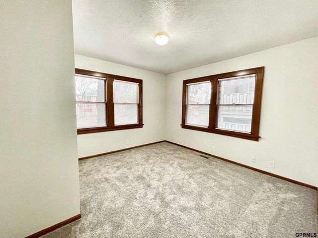 344 S 26th Street, Lincoln, NE 68510