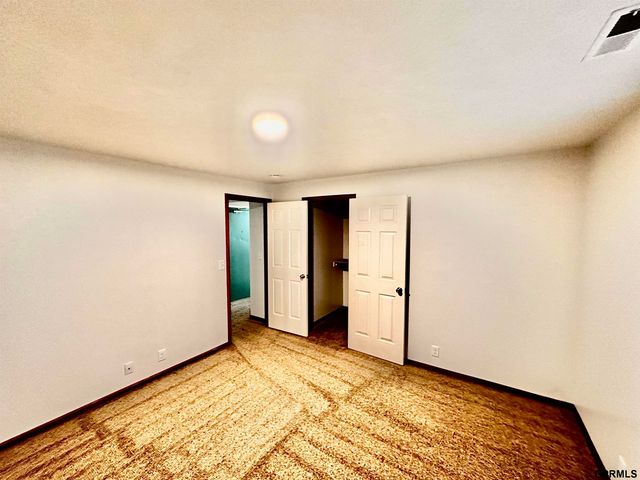 344 S 26th Street, Lincoln, NE 68510