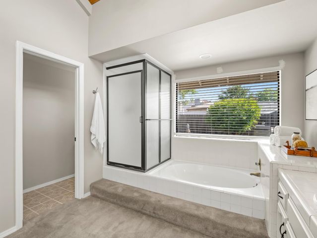 941 E Cromwell, Fresno, CA 93720