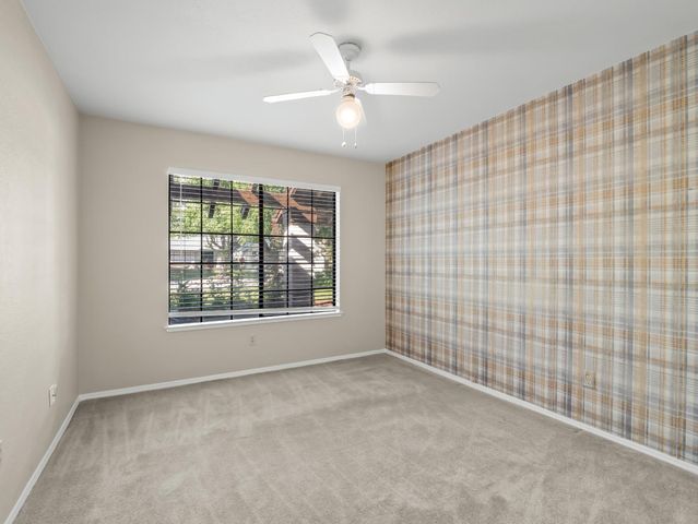 941 E Cromwell, Fresno, CA 93720