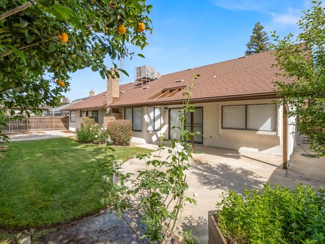 941 E Cromwell, Fresno, CA 93720