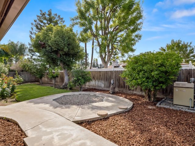 941 E Cromwell, Fresno, CA 93720