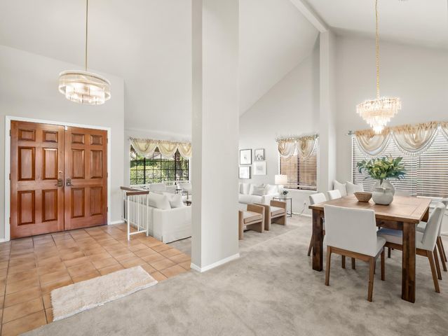 941 E Cromwell, Fresno, CA 93720