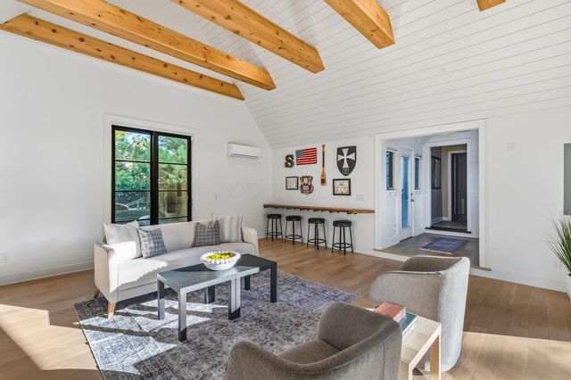 3160 Fair Avenue, Columbus, OH 43209