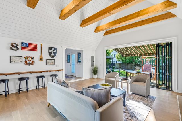 3160 Fair Avenue, Columbus, OH 43209