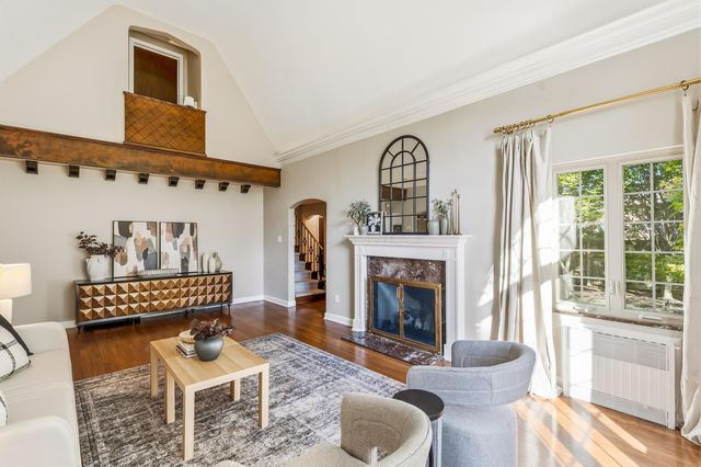 3160 Fair Avenue, Columbus, OH 43209