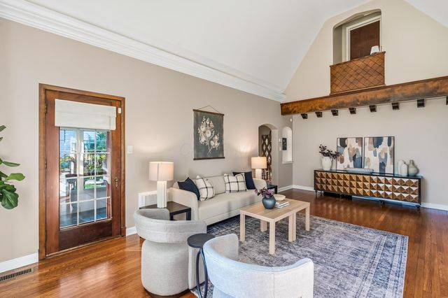 3160 Fair Avenue, Columbus, OH 43209