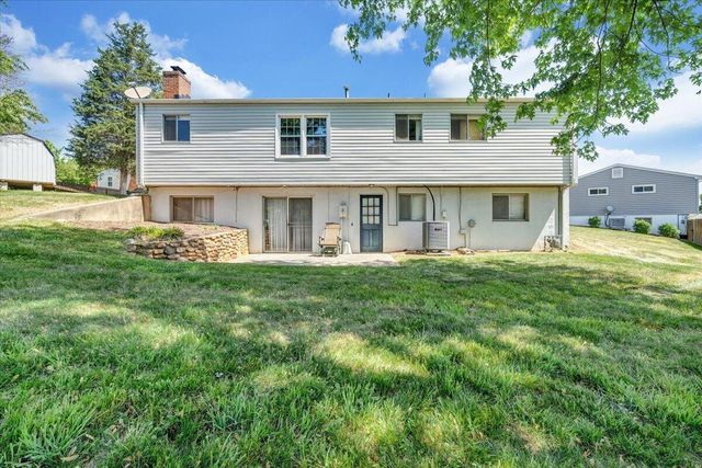 3958 Thames DR, Roanoke, VA 24018