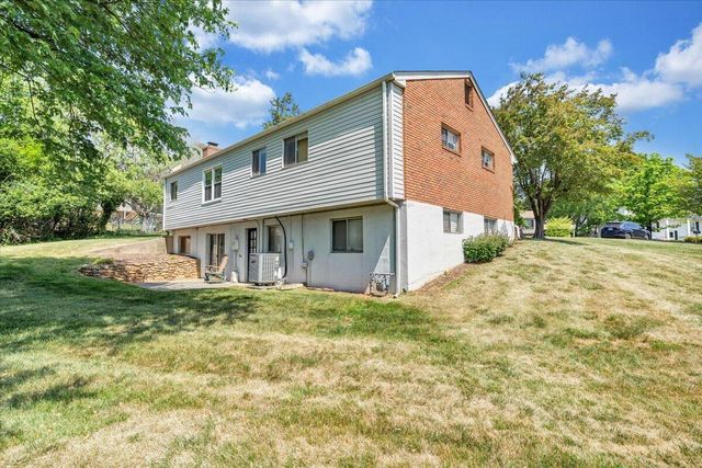 3958 Thames DR, Roanoke, VA 24018