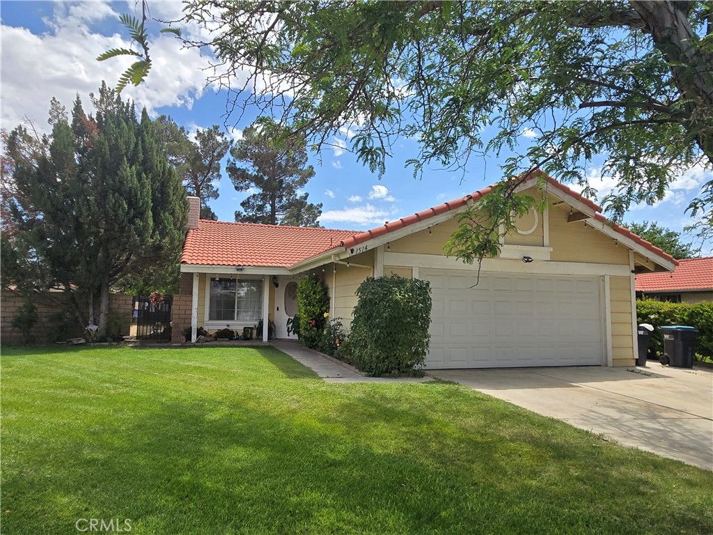 1514 Essex, Lancaster, CA 93534
