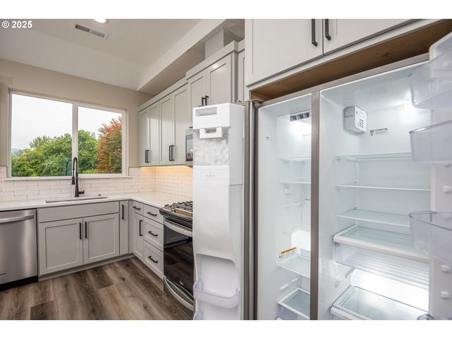 150 WIL Way, Winston, OR 97496