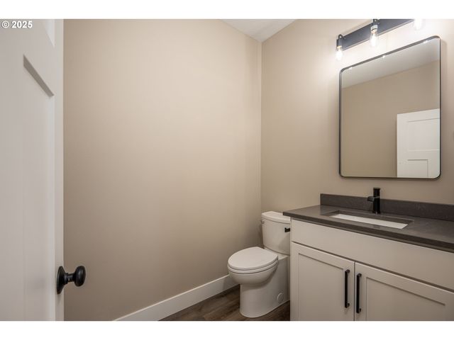 150 WIL Way, Winston, OR 97496