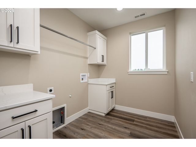 150 WIL Way, Winston, OR 97496