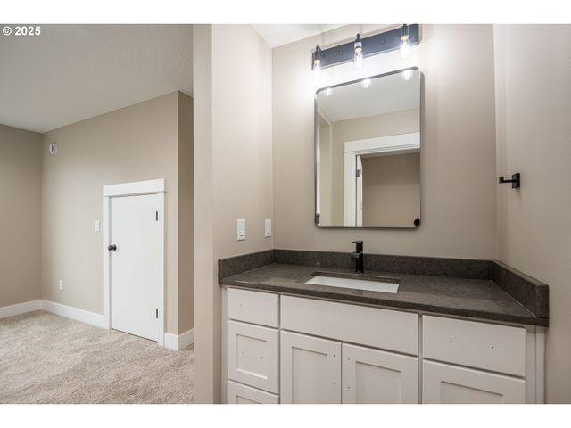 150 WIL Way, Winston, OR 97496