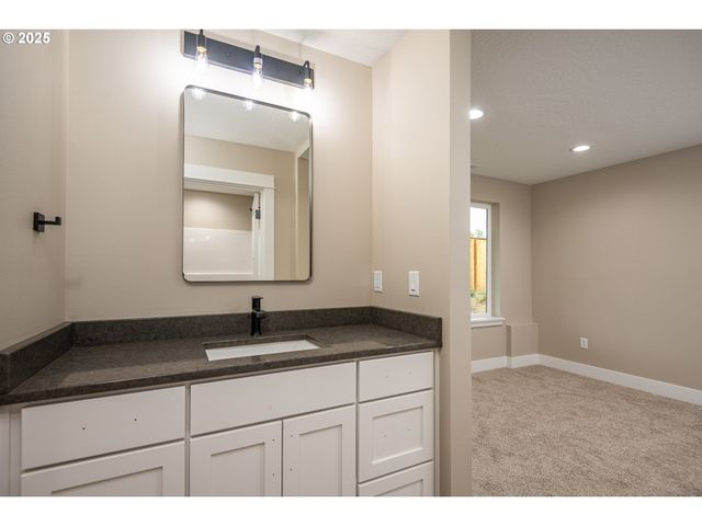 150 WIL Way, Winston, OR 97496