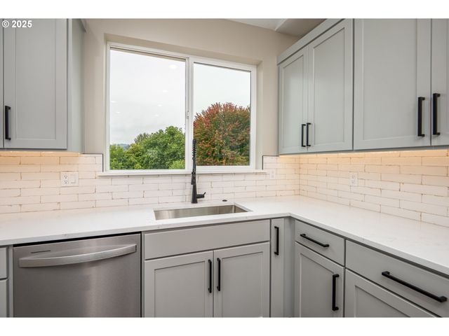 150 WIL Way, Winston, OR 97496