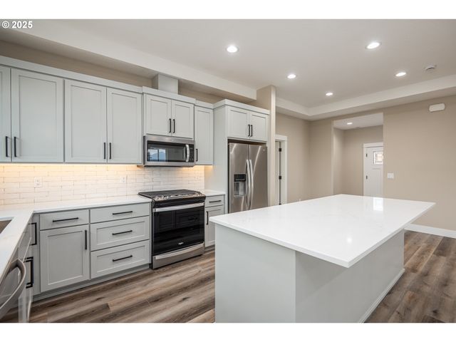 150 WIL Way, Winston, OR 97496