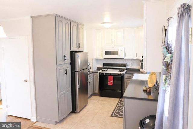 48 JOHN COLLINS CIR, Dover, DE 19904