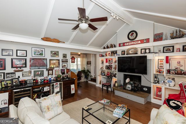 1424 Waverland Drive, Macon, GA 31211