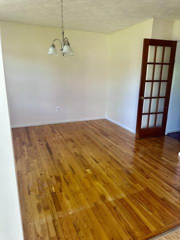 8650 Main Street, Jeffersonville, KY 40337