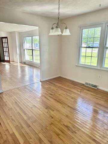 8650 Main Street, Jeffersonville, KY 40337