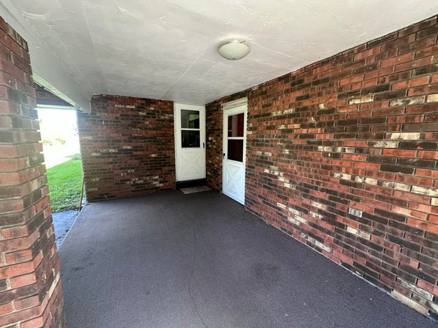 8650 Main Street, Jeffersonville, KY 40337