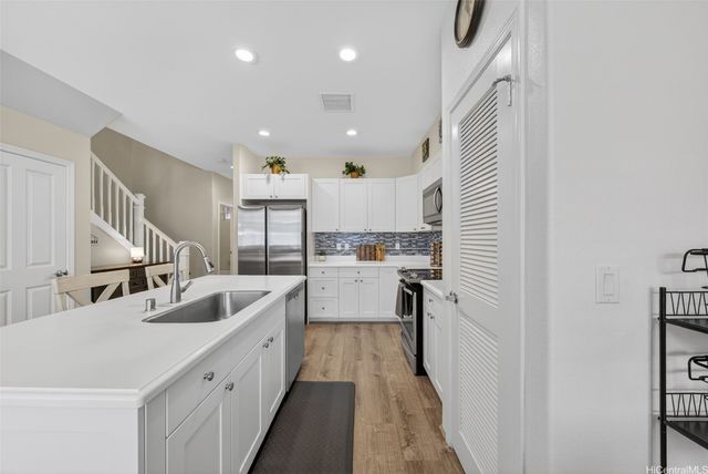 91-2220 Kaiwawalo Street 1202, Ewa Beach, HI 96706