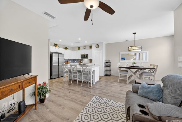 91-2220 Kaiwawalo Street 1202, Ewa Beach, HI 96706