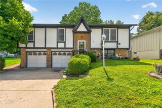 719 S 6th Street, Edwardsville, KS 66111