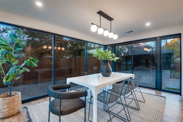 514 Aqua Drive, Dallas, TX 75218