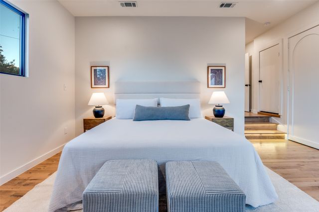 514 Aqua Drive, Dallas, TX 75218