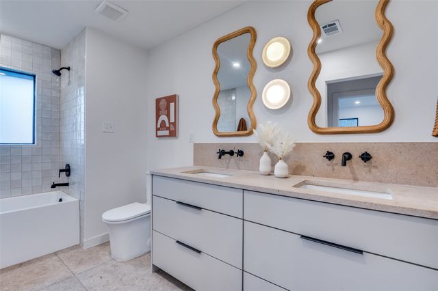 514 Aqua Drive, Dallas, TX 75218