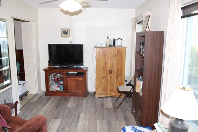 2360 IRISH LANE 16, Clearwater, FL 33763