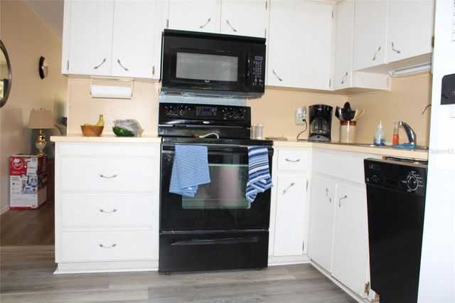 2360 IRISH LANE 16, Clearwater, FL 33763