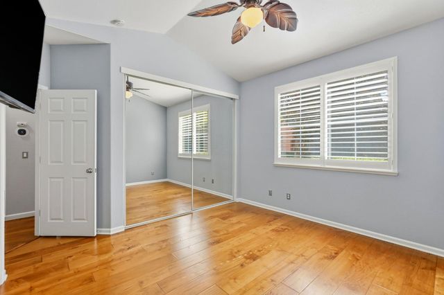 28 Genoa Ct, Sacramento, CA 95831