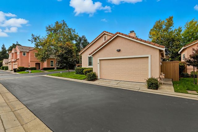 28 Genoa Ct, Sacramento, CA 95831